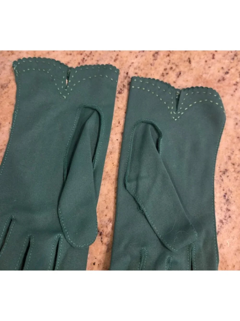 New! Vintage Women's Size M Green Nylon Stretch Formal Gloves Bow Wrist...